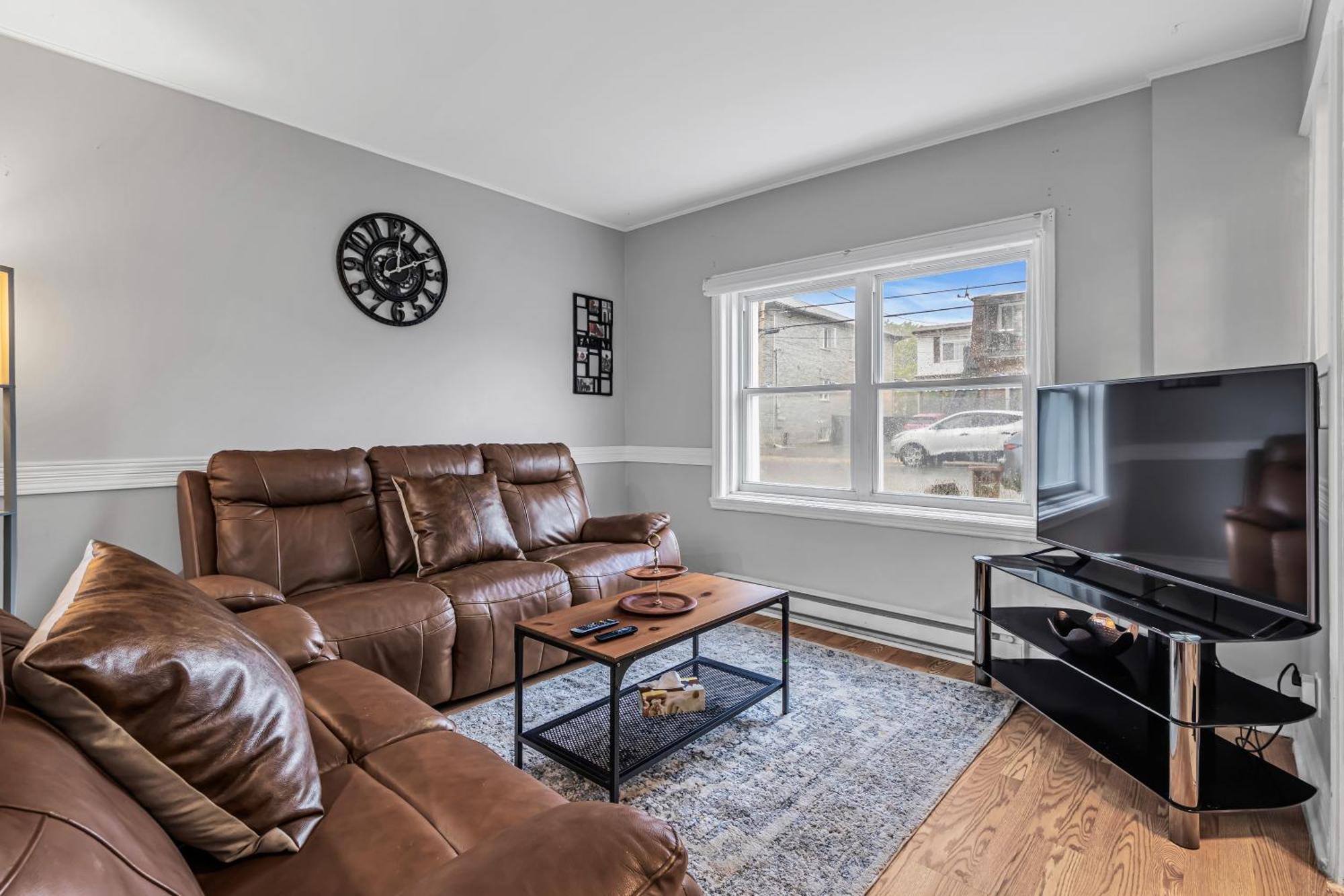 Beautiful 2 Bdr South Shore Montreal Longueuil Exterior foto