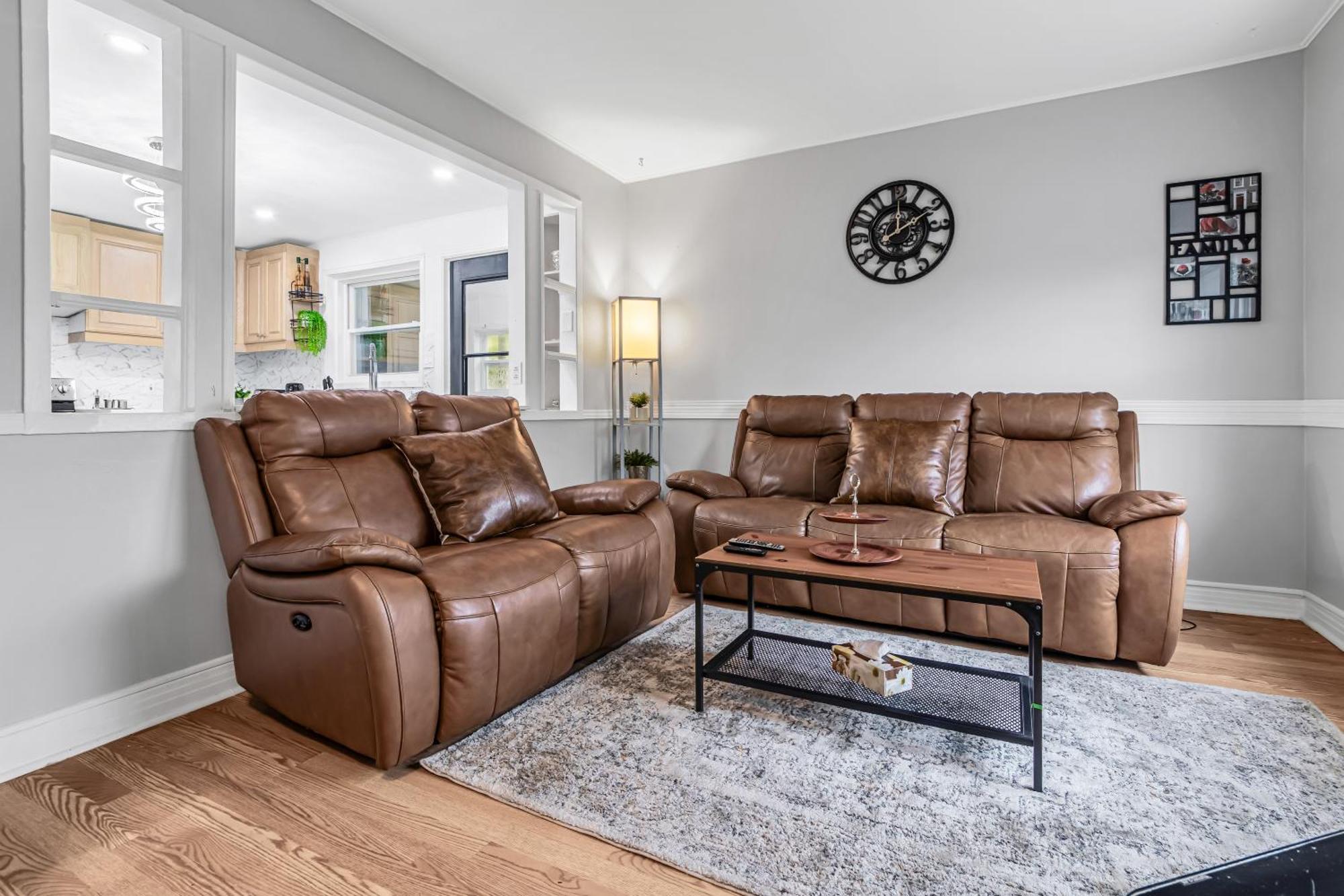 Beautiful 2 Bdr South Shore Montreal Longueuil Exterior foto
